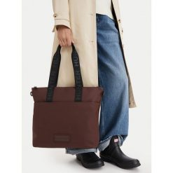 Torebka Hunter. Brązowe shopper bag Hunter, bez wzorów, bez dodatków. Za 229.99 zł.