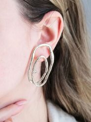 Heliophilia Srebrne kolczyki-wkrętki rozmiar: onesize. Szare kolczyki Heliophilia, srebrne. Za 53.17 zł.