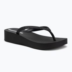 Japonki damskie Ipanema Mesh Chic Plat. Czarne japonki Ipanema, bez wzorów, z meshu. Za 159.99 zł.
