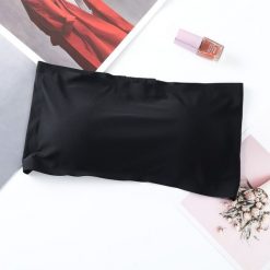 Top usztywniany bez ramiączek do codziennych i eleganckich stylizacji Snezha. Białe biustonosze Intica, bez wzorów. Za 59.00 zł.