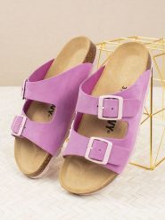 Billowy Skórzane klapki w kolorze fioletowym rozmiar: 36. Różowe klapki Billowy, bez wzorów, klasyczne, z otwartym noskiem, bez obcasa, bez zapięcia. Za 130.99 zł.