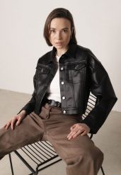 Czarna Kurtka Ramoneska o Krótkim Koszulowym Kroju Savalorne. Czarne kurtki Born2be, l, bez wzorów, z jeansu, eleganckie, bez kaptura. Za 119.99 zł.