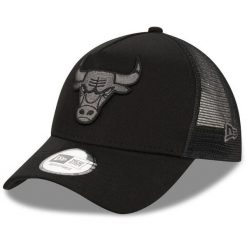 Czapka Trucker New Era NBA Chicago Bulls. Czarne czapki z daszkiem New Era, bez wzorów, z bawełny. Za 140.55 zł.