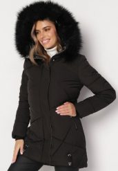 Czarna Pikowana Kurtka o Przedłużonym Fasonie z Kapturem i Futerkiem Valora. Czarne kurtki Born2be, xl, bez wzorów, z kapturem. Za 79.99 zł.