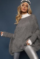 Ciemnoszary Luźny Sweter Dzianinowy w Stylu Ponczo Nattava. Szare swetry Renee, uniwersalny, bez wzorów, z dzianiny, casualowe, bez ramiączek. W wyprzedaży za 79.99 zł.