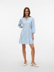Vero Moda Sukienka w kolorze błękitnym rozmiar: S. Niebieskie sukienki Vero Moda, s, bez wzorów, z bawełny, bez kołnierzyka, bez ramiączek, mini. Za 123.53 zł.