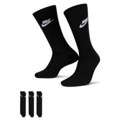 Skarpety Nike Sportswear Everyday Essential 3 pary. Czarne skarpetki Nike, bez wzorów. Za 79.99 zł.