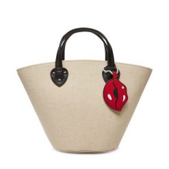 Torebka DeeZee. Brązowe torebki klasyczne DeeZee, bez wzorów, klasyczne, bez dodatków. Za 149.99 zł.