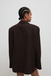 Marynarka typu oversize z lnem w kolorze INTENSE BROWN - HARLEY. Brązowe marynarki i żakiety Marsala, bez wzorów, z bawełny, eleganckie, bez ramiączek. Za 459.90 zł.
