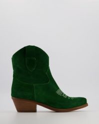 ZAMSZOWE KOWBOJKI 100-50 VEL VERDE. Botki Venezia, bez wzorów, ze skóry, bez obcasa, bez zapięcia. Za 579.00 zł.
