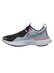 Nike Buty "React Miler Shield" w kolorze czarno-szarym do biegania rozmiar: 41. Czarne buty treningowe Nike, bez wzorów, z gumy, bez zapięcia, do biegania. Za 389.45 zł.