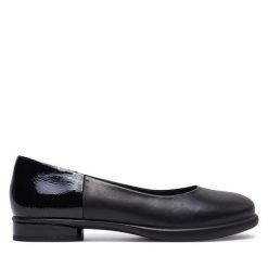Baleriny ECCO. Czarne baleriny ECCO, bez wzorów, bez obcasa, bez zapięcia. Za 479.99 zł.