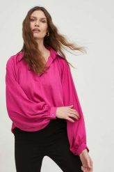 Answear Lab bluzka damska kolor różowy gładka. Czerwone bluzki Answear Lab, l, bez wzorów, z tkaniny, bez kołnierzyka, bez ramiączek. Za 179.99 zł.