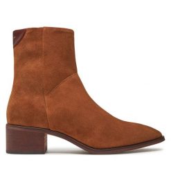 Botki Gant. Brązowe botki Gant, bez wzorów, bez obcasa, na słupku, bez zapięcia. Za 469.99 zł.