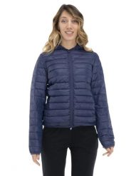 Podstawowa damska kurtka z kapturem. Niebieskie kurtki LEONE 1947 APPAREL, na lato, l, bez wzorów, z materiału, sportowe, z kapturem. Za 189.41 zł.