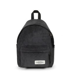 Plecak Eastpak Day Pak'r S. Czarne plecaki Eastpak, bez wzorów, bez dodatków. Za 284.00 zł.