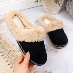 Kapcie damskie domowe z futerkiem czarne Cloxx. Czarne kapcie marka niezdefiniowana, bez wzorów, z tkaniny. Za 55.99 zł.