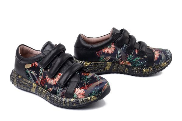 LAURA VITA 0007121 Burton 42 noir, półbuty damskie. Czarne półbuty wsuwane LAURA VITA, bez wzorów, ze skóry, bez obcasa. Za 404.46 zł.