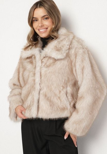 Beżowa Krótka Kurtka Futerko z Kołnierzem Anantia. Brązowe kurtki Born2be, m, bez wzorów, z dzianiny, biznesowe, bez kaptura. Za 209.99 zł.