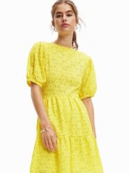 Desigual Sukienka codzienna Limon 23SWVW85 Żółty Regular Fit. Żółte sukienki Desigual, na co dzień, xl, bez wzorów, z bawełny, bez kołnierzyka, bez ramiączek, proste. Za 279.99 zł.