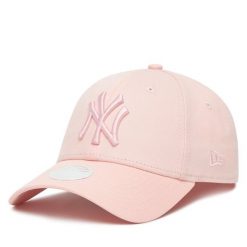Czapka z daszkiem New Era. Czerwone czapki z daszkiem New Era, bez wzorów. Za 99.99 zł.