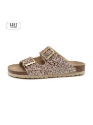 Teegu Klapki w kolorze złotym rozmiar: 36. Żółte klapki teegu, bez wzorów, klasyczne, z otwartym noskiem, bez obcasa, bez zapięcia. Za 121.99 zł.