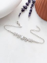 Lodie Silver Srebrna bransoletka z elementami ozdobnymi rozmiar: onesize. Szare bransoletki Lodie Silver, z cyrkonią, srebrne. Za 130.99 zł.