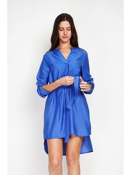 William de Faye Sukienka w kolorze niebieskim rozmiar: 38. Niebieskie sukienki William de Faye, bez wzorów, z tkaniny, klasyczne, bez kołnierzyka, bez ramiączek, midi, rozkloszowane. Za 105.63 zł.