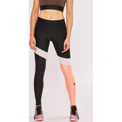 Nike Sportswear - Legginsy. Legginsy marki Nike Sportswear. W wyprzedaży za 159.90 zł.