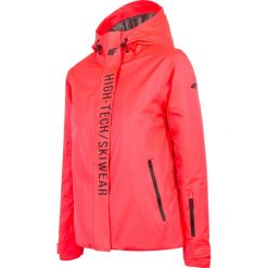 Kurtka narciarska damska KUDN162 - łososiowy neon. Kurtki narciarskie marki WED'ZE. Za 599.99 zł.