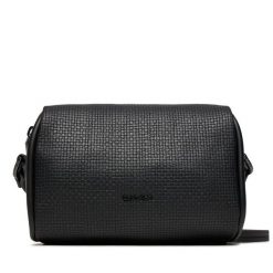 Torebka Calvin Klein. Czarne listonoszki Calvin Klein, bez wzorów, bez dodatków. Za 329.99 zł.