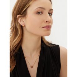Kolczyki Guess. Czerwone kolczyki Guess. Za 199.99 zł.