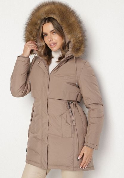Ciemnobeżowa Casualowa Kurtka Parka z Kapturem z Futerkiem Nallorea. Brązowe kurtki Born2be, l, bez wzorów, z dzianiny, klasyczne, z kapturem. Za 299.99 zł.