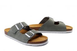 DR. BRINKMANN 700561-08 , klapki damskie. Zielone klapki Dr. Brinkmann, bez wzorów, ze skóry, bez obcasa, bez zapięcia. Za 264.90 zł.