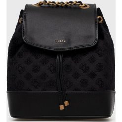 Guess plecak damski kolor czarny mały gładki. Czarne plecaki Guess, z aplikacjami, do ręki, bez dodatków. Za 789.99 zł.