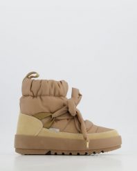 BEŻOWE ŚNIEGOWCE 8731 ADM BEIGE. Brązowe botki Venezia, bez wzorów, bez obcasa, bez zapięcia. Za 369.00 zł.