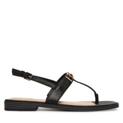 Sandały Guess. Czarne sandały Guess, z aplikacjami, bez obcasa, na płaskiej podeszwie, bez zapięcia. Za 519.99 zł.