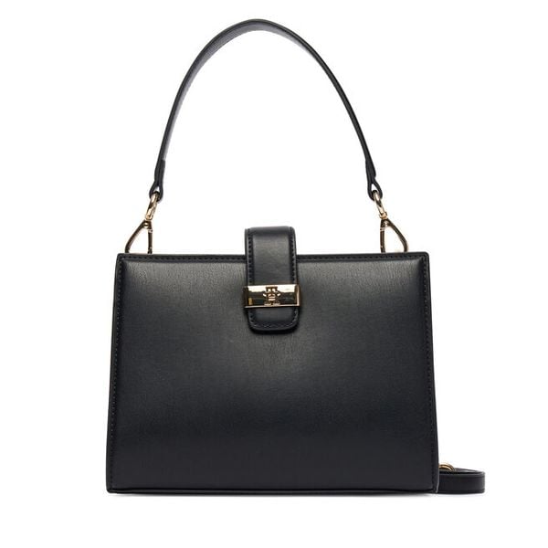 Torebka Tommy Hilfiger. Czarne torebki klasyczne Tommy Hilfiger, bez wzorów, klasyczne, bez dodatków. Za 569.99 zł.