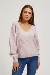 Sweter różowy z dekoltem w serek. Czerwone swetry MOODO, l, bez wzorów, z poliesteru, bez ramiączek. W wyprzedaży za 55.99 zł.
