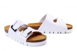 DR. BRINKMANN 700349-03 weiss, klapki damskie. Białe klapki Dr. Brinkmann, bez wzorów, bez obcasa, bez zapięcia. Za 284.90 zł.