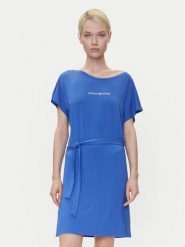 Emporio Armani Sukienka codzienna EW000783 AF12192 UA012 Niebieski Regular Fit. Niebieskie sukienki Emporio Armani, na co dzień, m, bez wzorów, z wiskozy, bez kołnierzyka, bez ramiączek, proste. Za 349.99 zł.