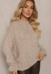 Beżowy Klasyczny Sweter z Wełną i Wiskozą o Luźnym Kroju Omethea. Brązowe swetry Renee, bez wzorów, z jeansu, casualowe, bez ramiączek. Za 189.99 zł.