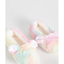 Pluszowe kapcie - Wielobarwny. Kapcie marki Sinsay. Za 14.99 zł.