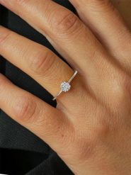 OR Carats Złoty pierścionek z diamentem rozmiar: 60. Szare pierścionki OR Carats, z diamentem, złote. Za 1,043.99 zł.