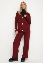 Bordowy Komplet Dzianinowy z Wiskozą Kardigan i Szerokie Spodnie Badire. Czerwone swetry Born2be, s, z aplikacjami, z dzianiny, eleganckie, bez ramiączek. Za 139.99 zł.