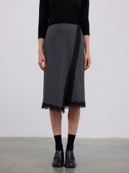 BGN Spódnica w kolorze antracytowym rozmiar: 38. Czarne spódnice BGN, na co dzień, bez wzorów, midi, proste. Za 127.65 zł.