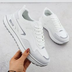 Półbuty damskie sportowe białe Big Star RR274A213. Białe buty sportowe lifestyle BIG STAR, bez wzorów, ze skóry ekologicznej, retro, bez zapięcia. Za 103.50 zł.