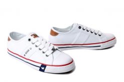 Mustang 26M0242007 Biały, tenisówki i trampki damskie. Białe trampki Mustang, bez wzorów, sportowe, bez zapięcia. Za 209.90 zł.