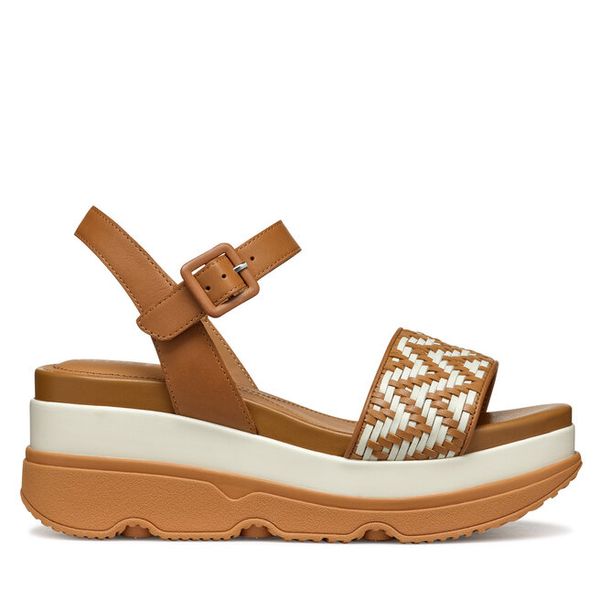 Sandały Geox. Brązowe sandały Geox, bez wzorów, bez obcasa, na koturnie, bez zapięcia. Za 399.99 zł.