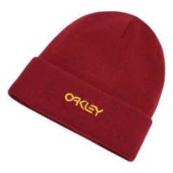 Czapka zimowa damska Oakley B1B Logo Beanie. Czerwone czapki zimowe Oakley, bez wzorów, sportowe. Za 57.99 zł.